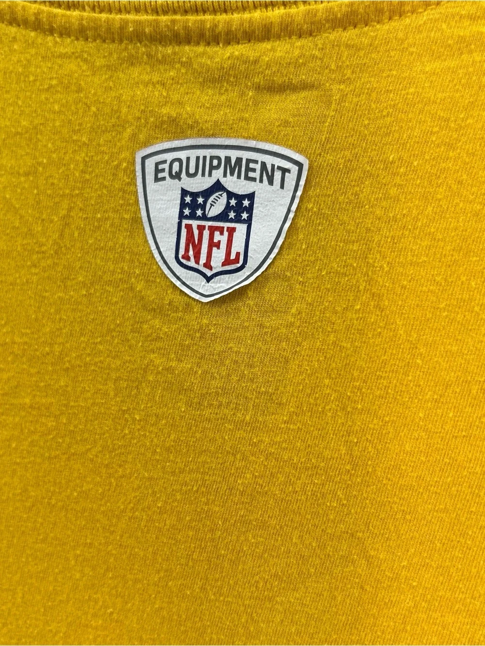 Nike Washington Redskins T-Shirt Large Yellow/Gold NFL Equipment **Fits Like S/M